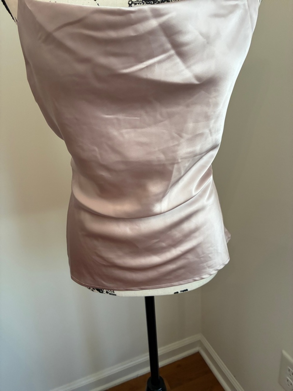 Altar'd State Satin Cowl-Neck Camisole (Blush) - Picture 4 of 11